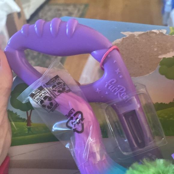 FurReal Walk a Lots rainbow cat4+ - Picture 10 of 10